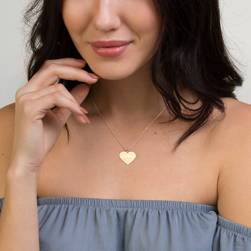 SOÍREMAÍN Engraved Heart Necklace